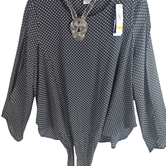 NWT, Nygard, Women's black top with white polka dots. Sz S/P - Picture 5 of 10